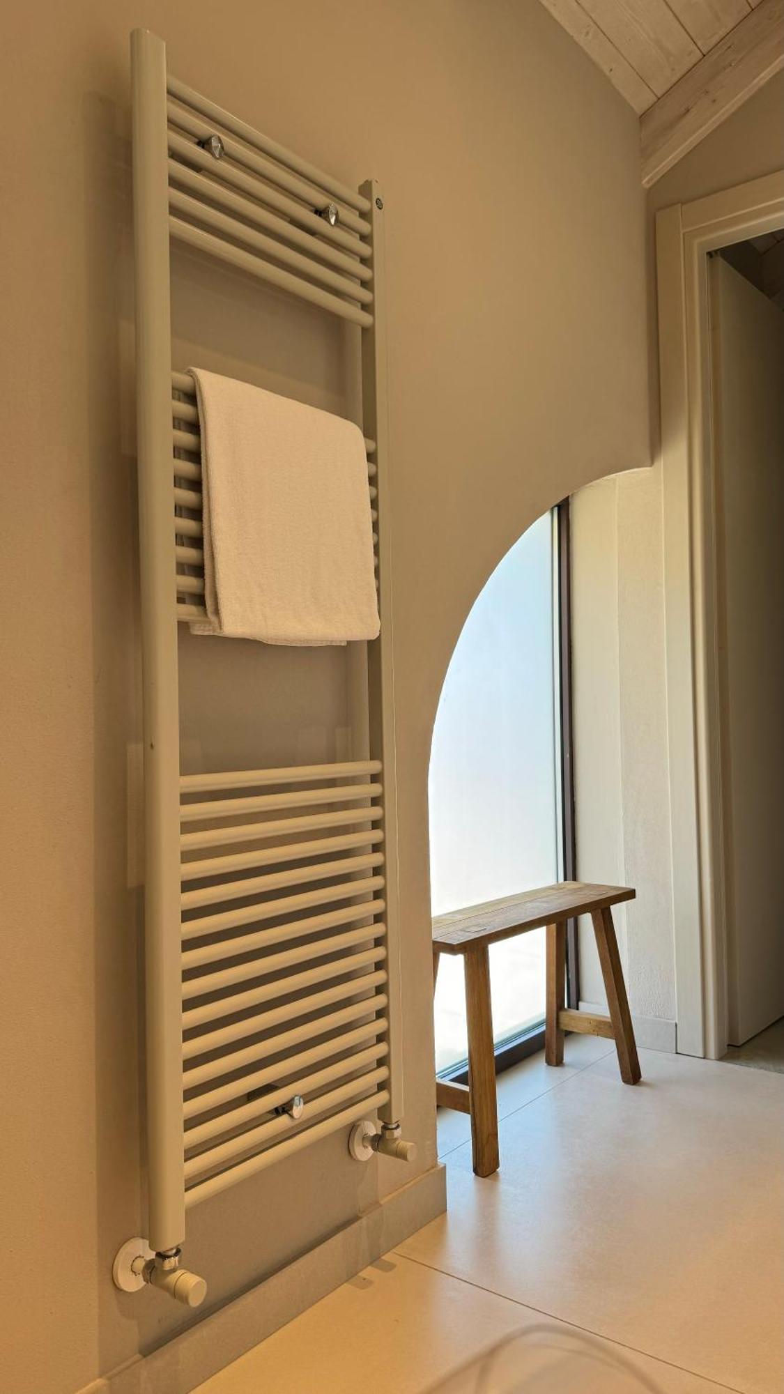 Il Grecale - Camere E Appartamenti La Morra Exteriér fotografie