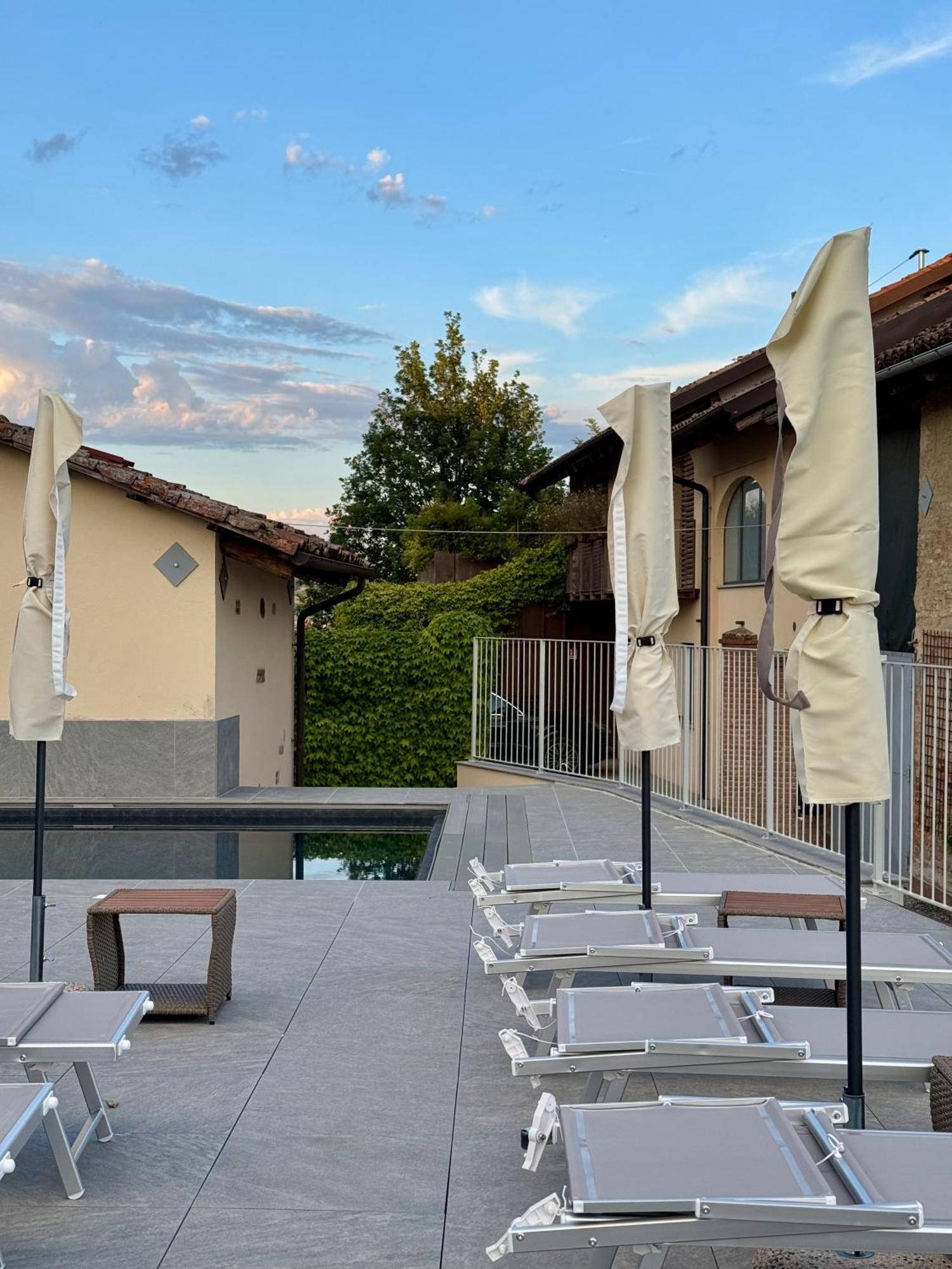 Il Grecale - Camere E Appartamenti La Morra Exteriér fotografie